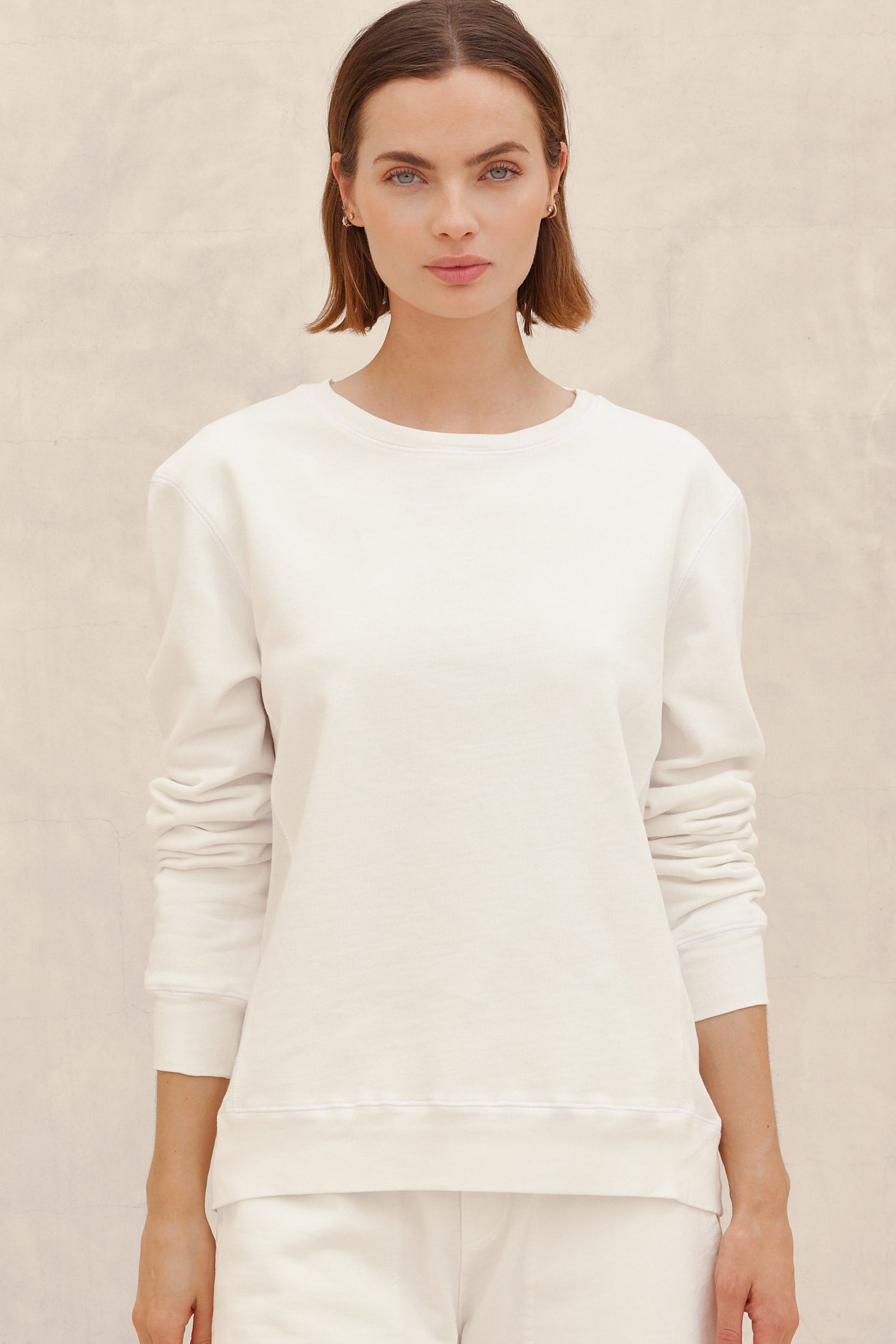 Womens white 2024 crewneck sweatshirt